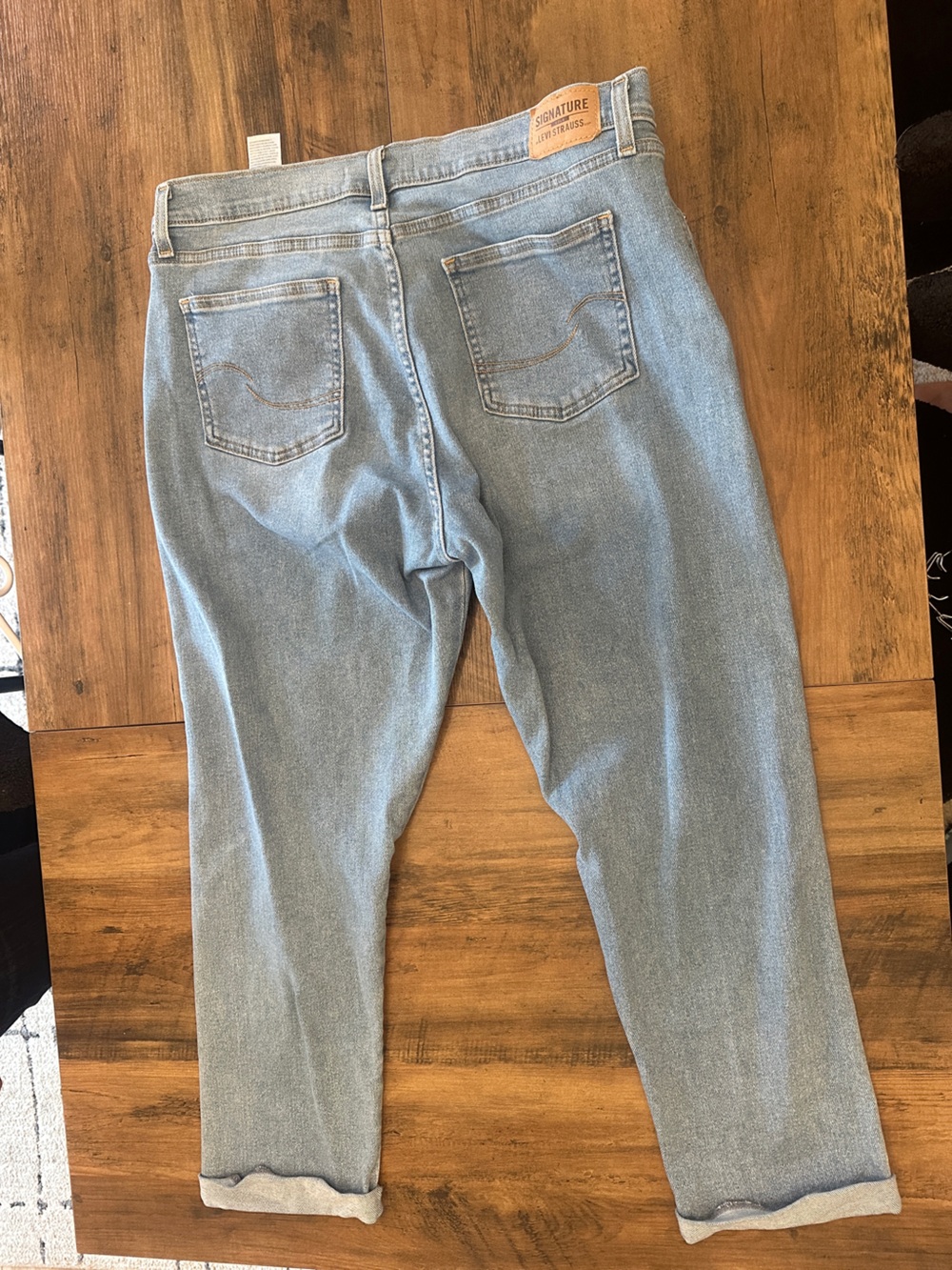 Signature by Levi Strauss Light Blue Relaxed Fit Jeans
